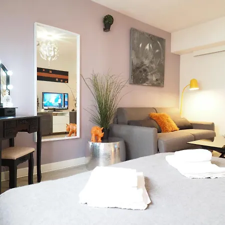 Le Callou - Parking - Face Aux Thermes - Rez De Chaussée Vichy