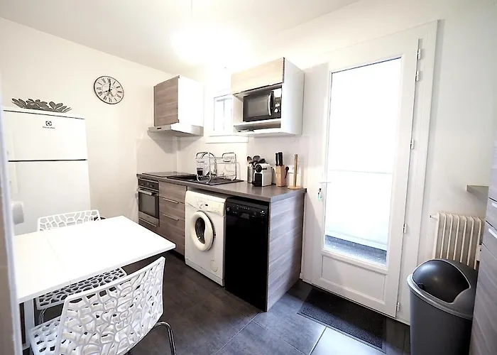 דירה Le Callou - Parking - Face Aux Thermes - Rez De Chaussee וישי