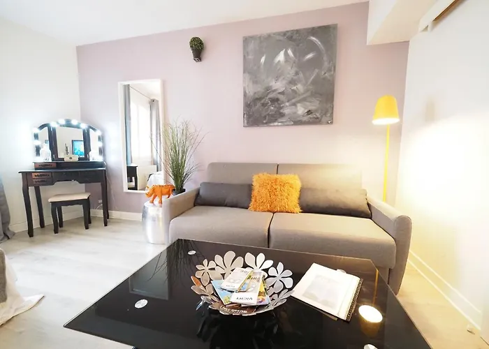 דירה Le Callou - Parking - Face Aux Thermes - Rez De Chaussee *